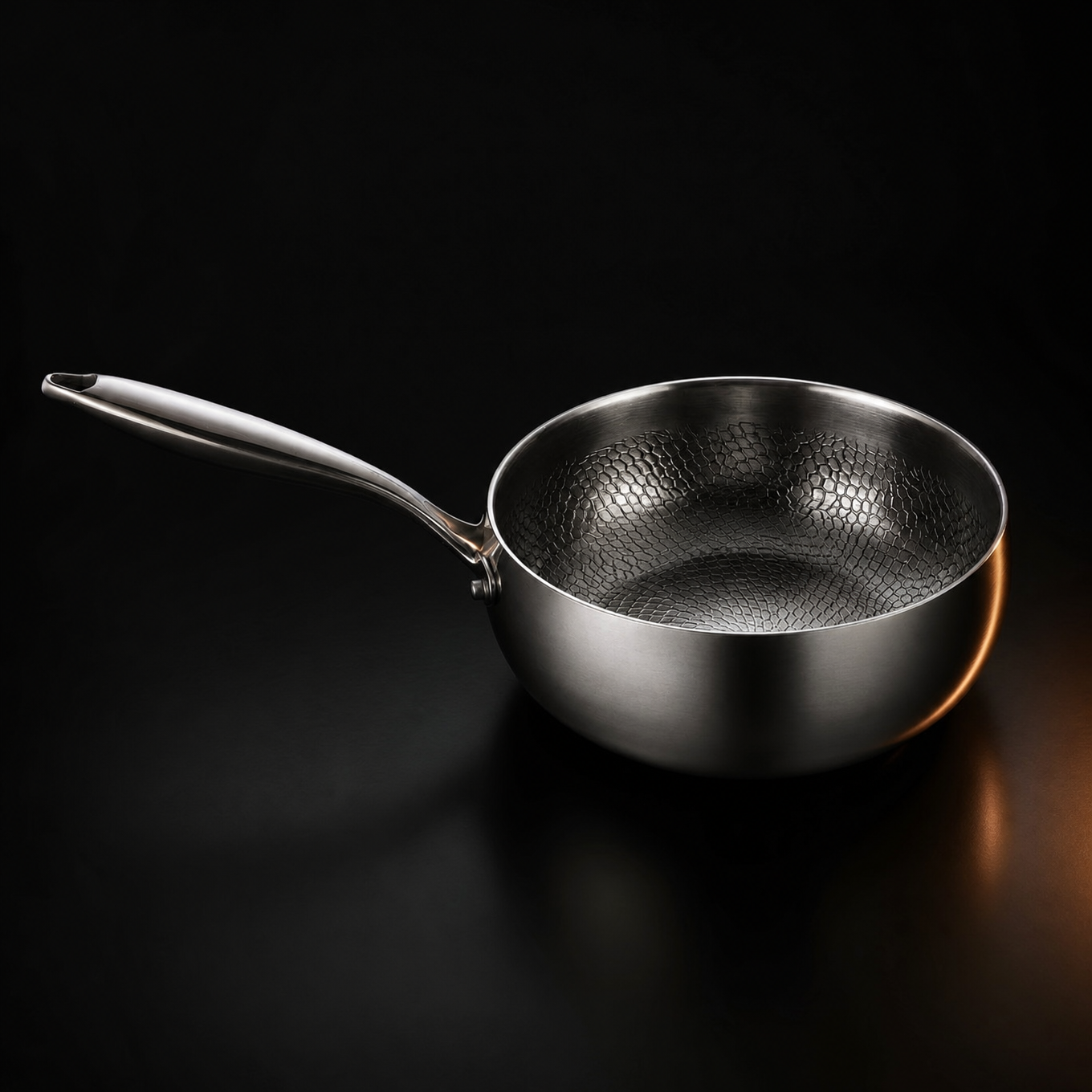 Hamrad sautépanna i titan