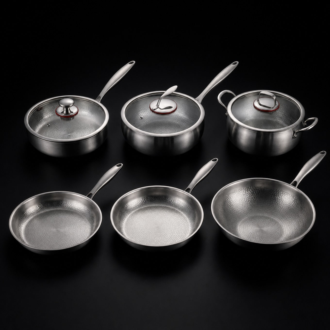 Handhamrat komplett köksset i titan med 3 lock (25, 28 & 30 cm)