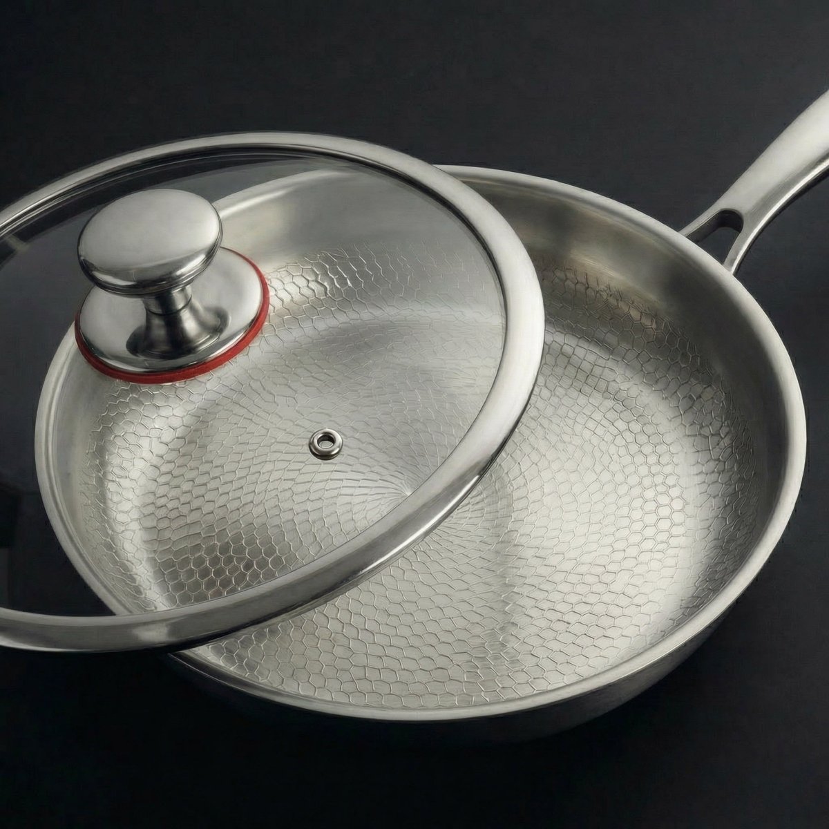 Hamrat matlagnings- och förberedelseset i Titan